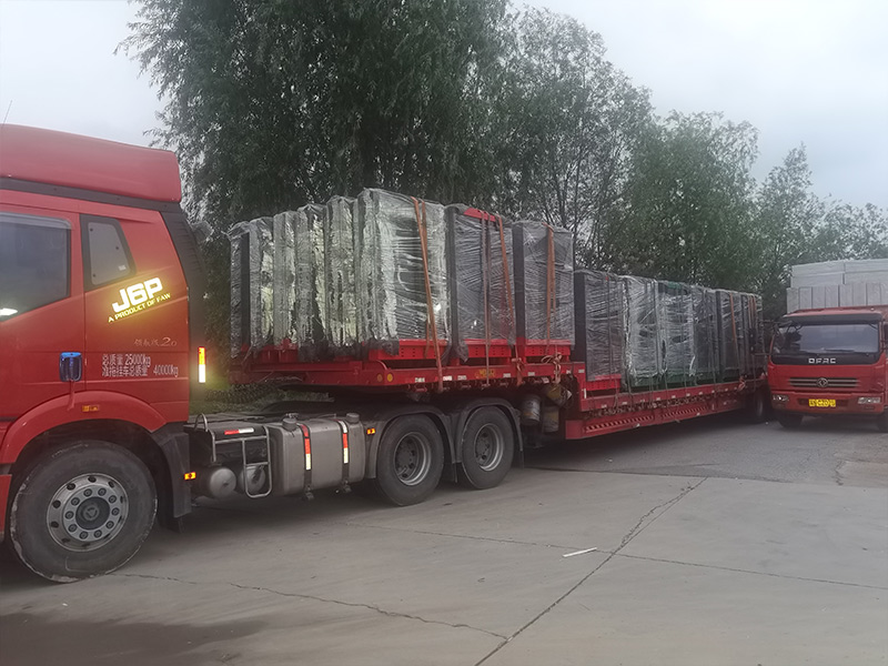 吉林通化路名牌燈箱100臺，第八車發(fā)貨！